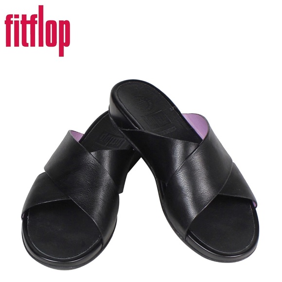 black leather fitflops